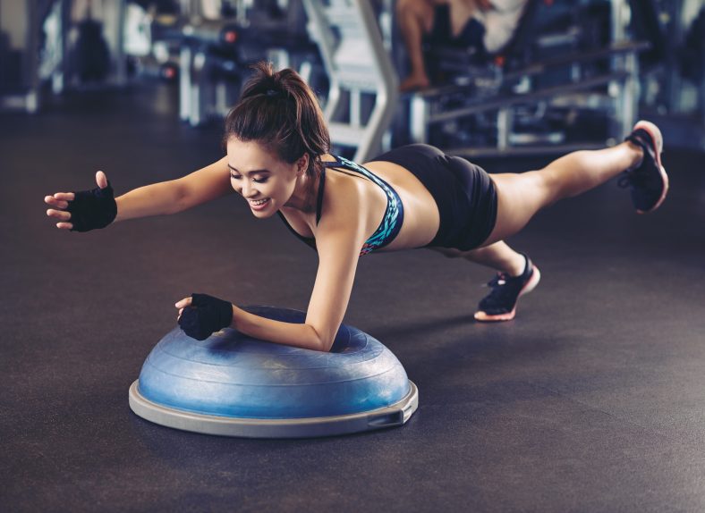 6 Bosu Ball-oefeningen waar je dol op zult zijn